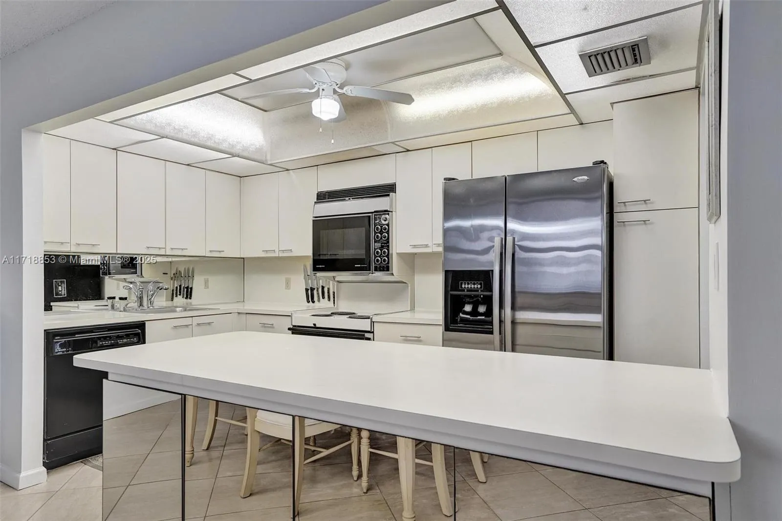 Aventura, Florida 33180, United States, 3 Bedrooms Bedrooms, ,2 BathroomsBathrooms,Residential,Active,20263