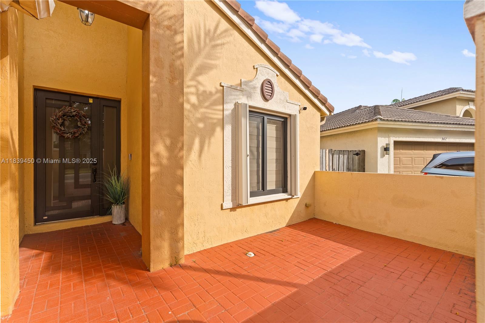 554 NE 20th Ave