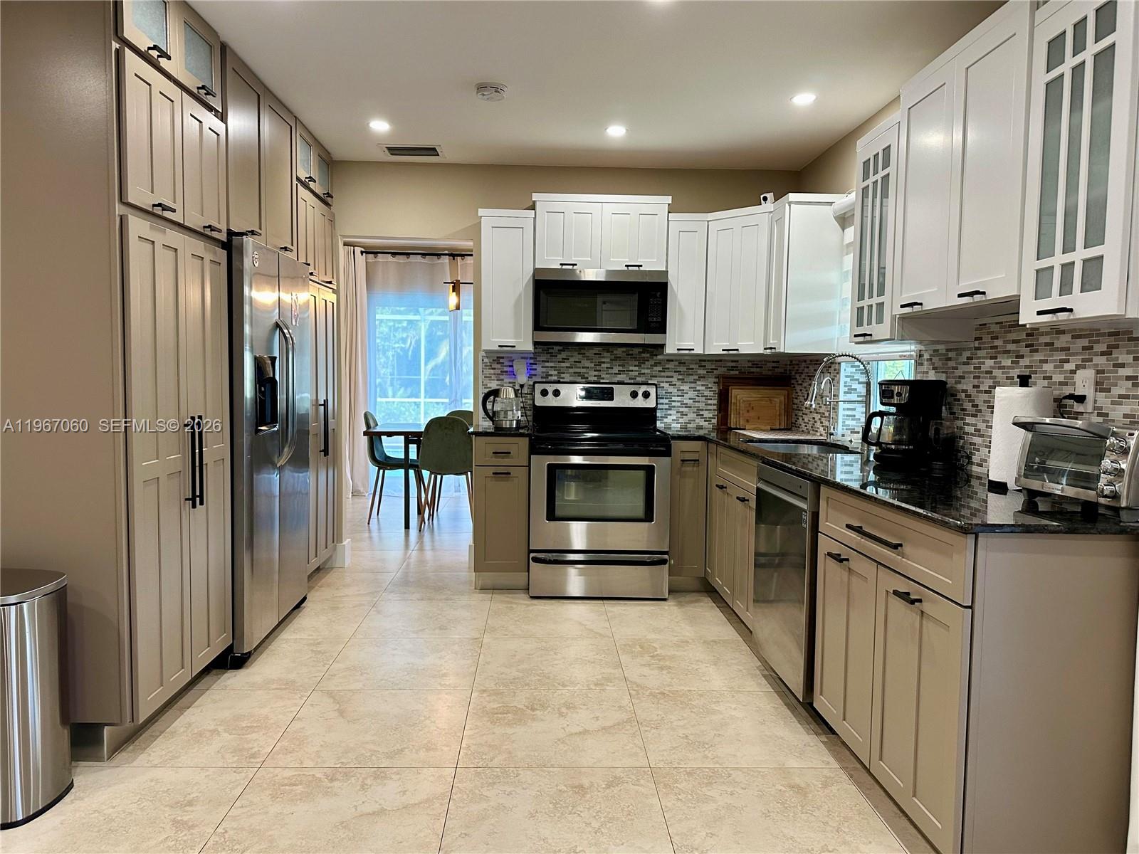 CORAL SPRINGS II - Residential