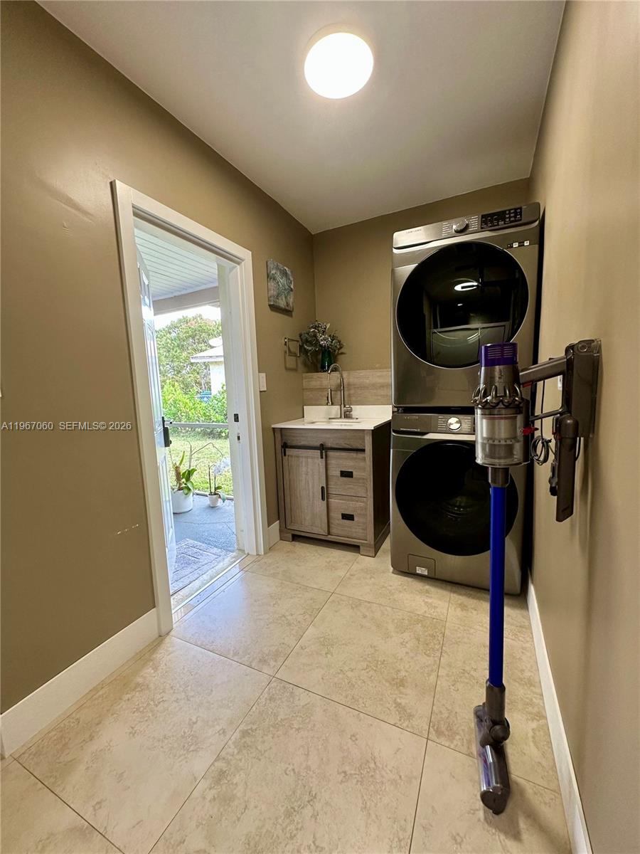 CORAL SPRINGS II - Residential