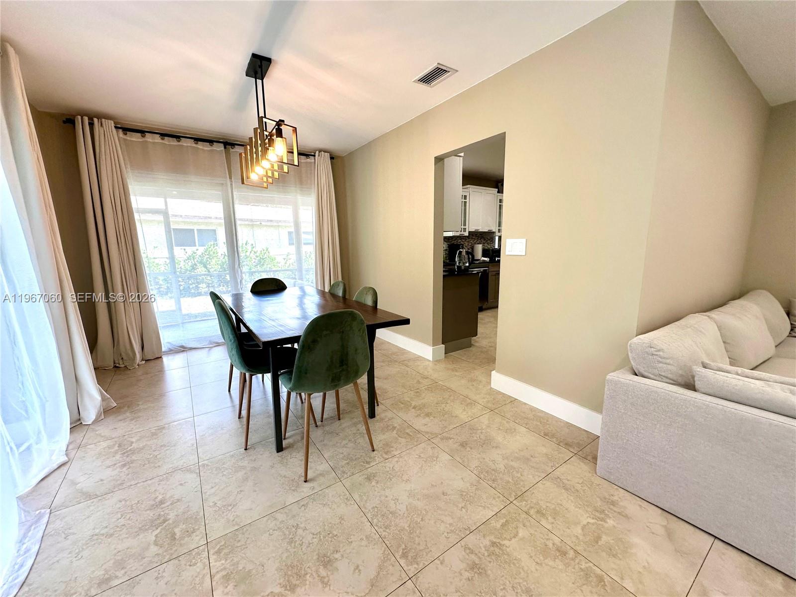 CORAL SPRINGS II - Residential