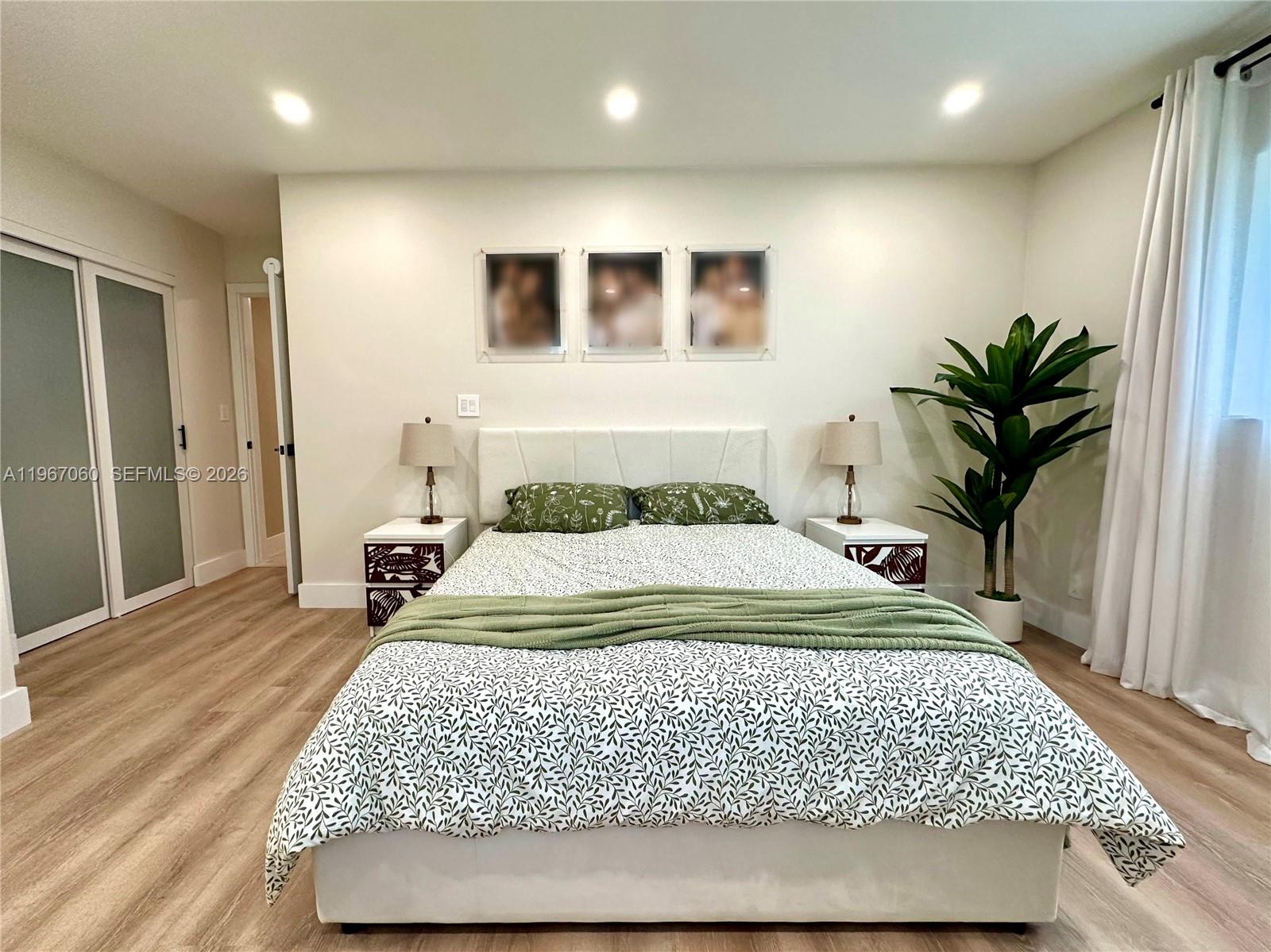 CORAL SPRINGS II - Residential