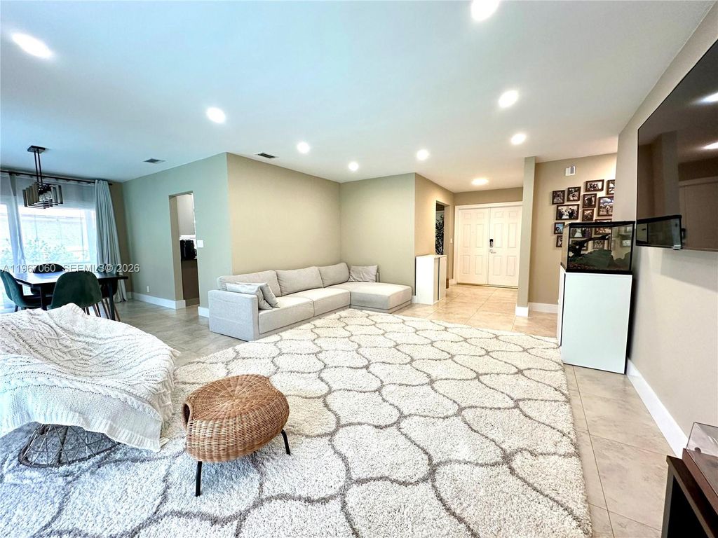 Photo of 8203 NW 37th St, Coral Springs, FL 33065 (MLS # A11967060)