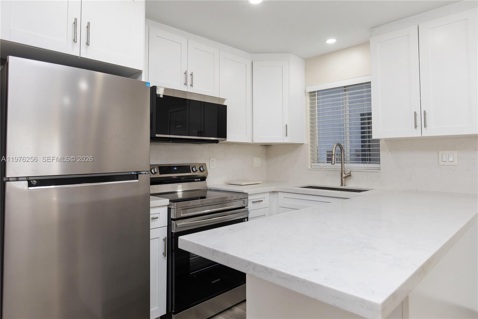 3101 SW 27th Ave 204