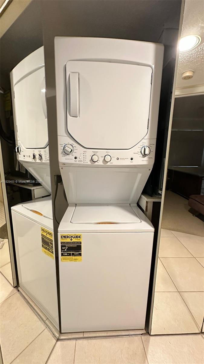 HAWTHORNE AT CENTURY VILLA - Residential