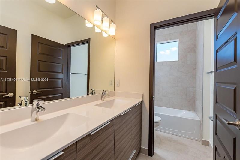 DUNNWOODY LAKE - Residential Lease