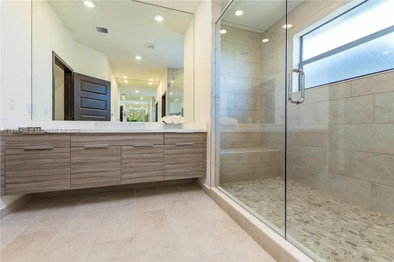 DUNNWOODY LAKE - Residential Lease