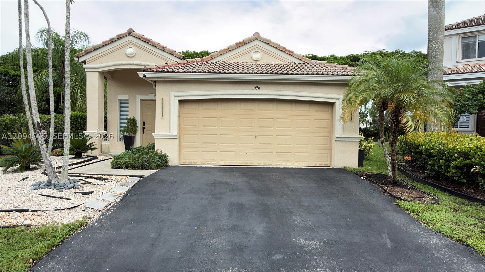 1596 Canary Island Dr