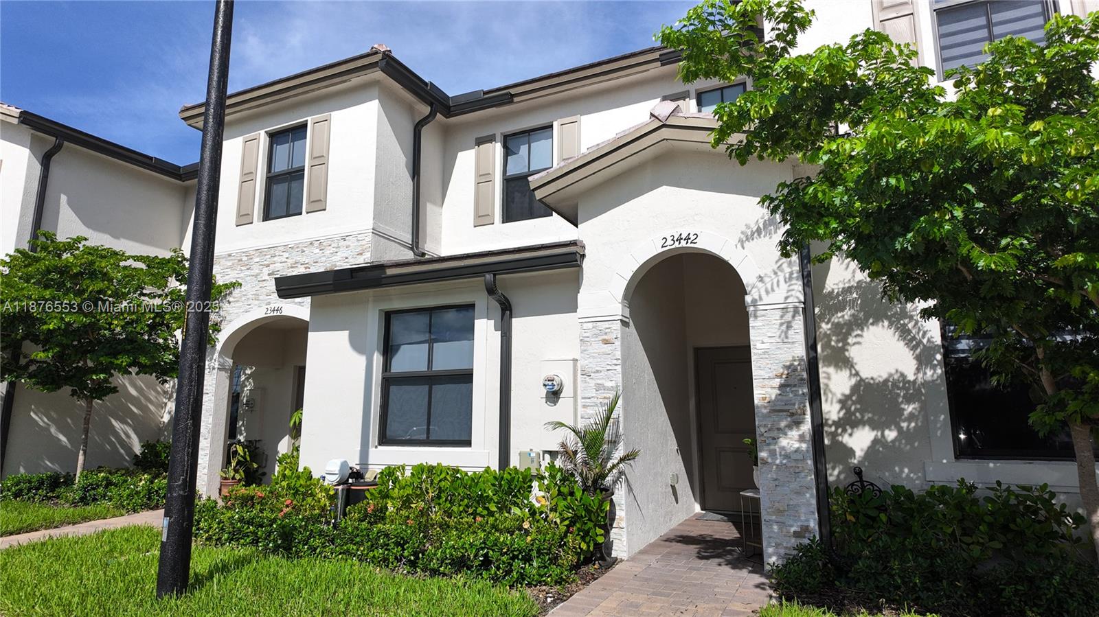 KENDALL ASSEMBLAGE SOUTH - Residential