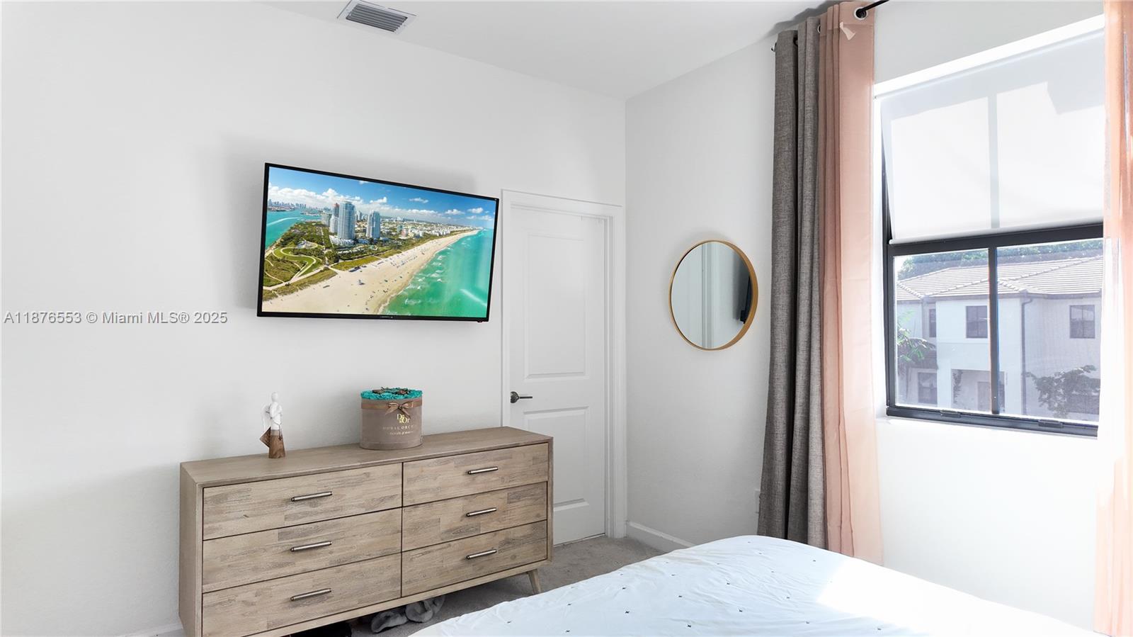 KENDALL ASSEMBLAGE SOUTH - Residential