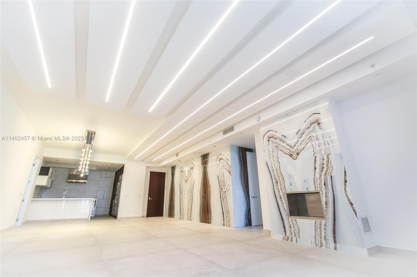 BAL HARBOUR NORTH SOUTH C - Residential