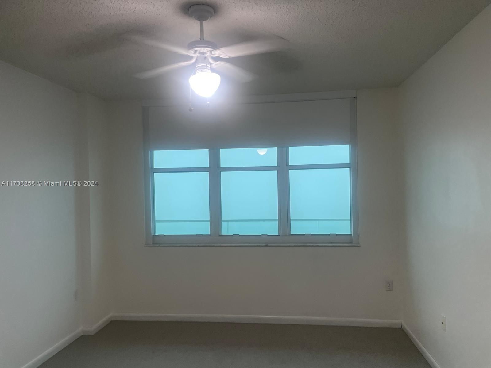 Miami, Florida 33131, United States, 2 Bedrooms Bedrooms, ,2 BathroomsBathrooms,Residential,Active,27133