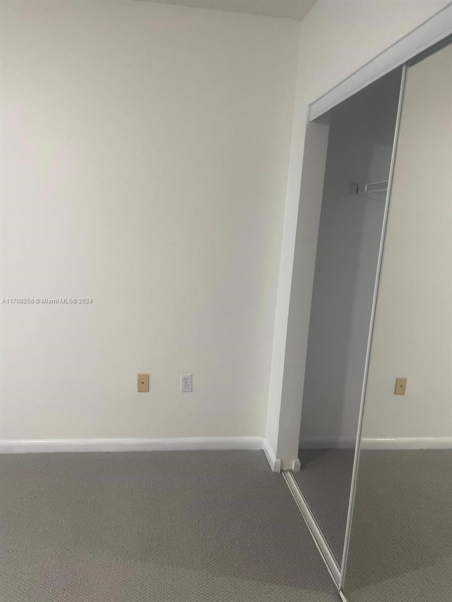 Miami, Florida 33131, United States, 2 Bedrooms Bedrooms, ,2 BathroomsBathrooms,Residential,Active,27133