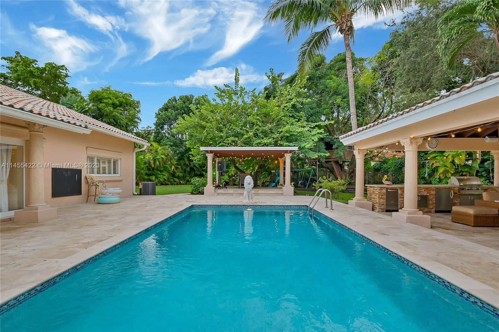 HALLMARK HEIGHTS ESTATES - Residential