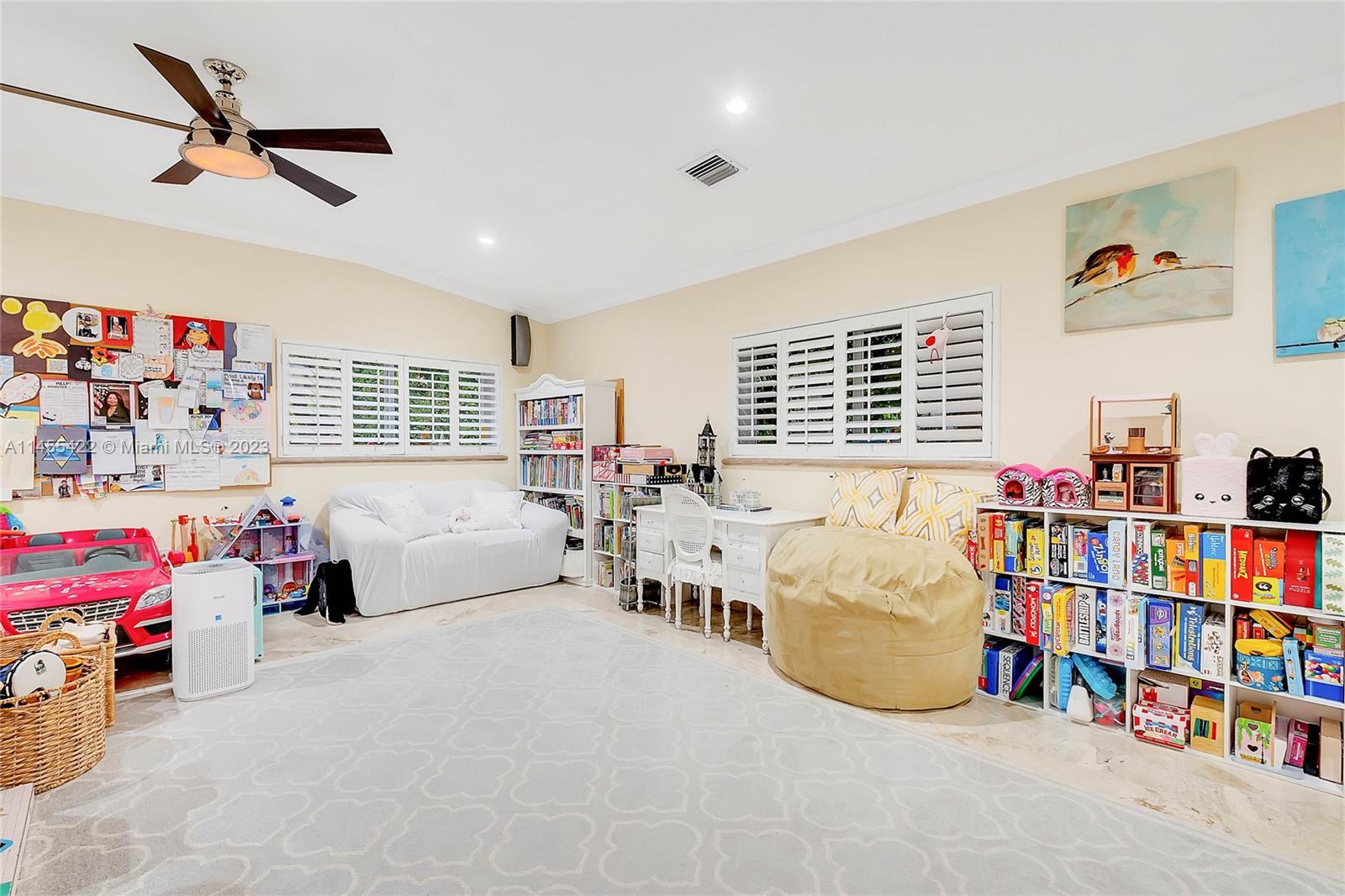 HALLMARK HEIGHTS ESTATES - Residential