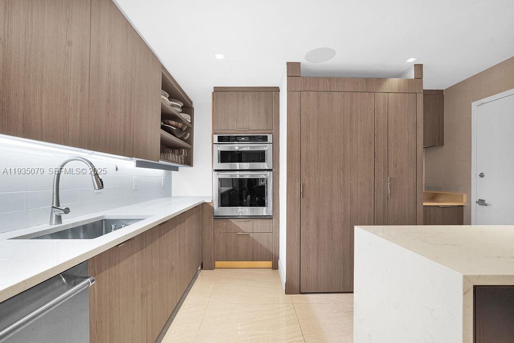 BAL HARBOUR 101 CONDO - Residential