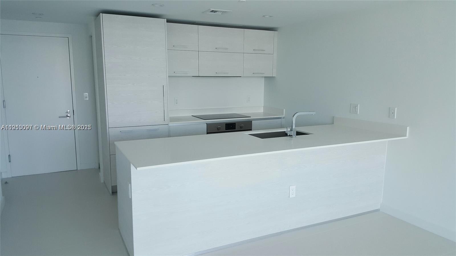 SLS Brickell - Residential Lease