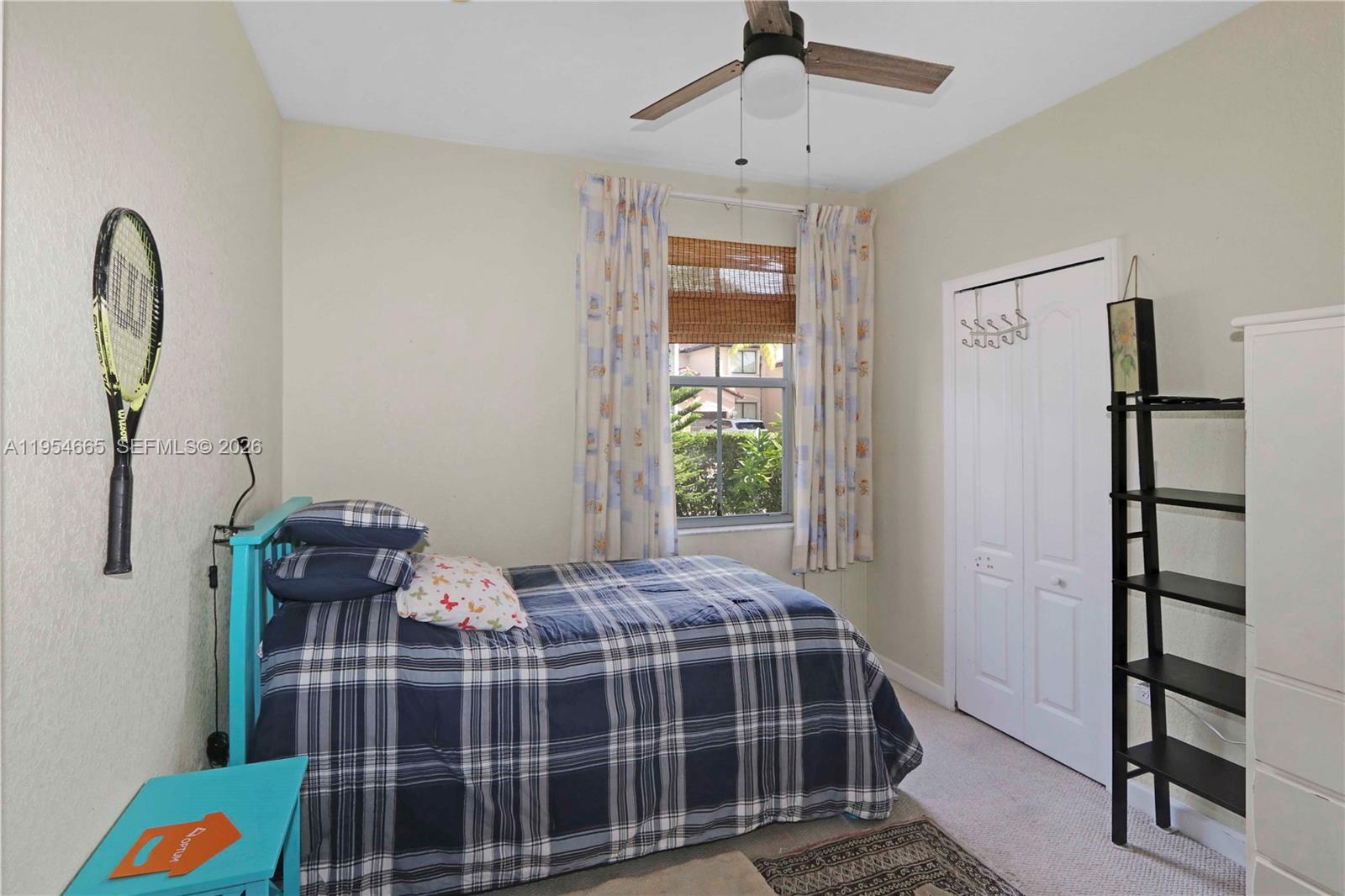 A B AT TAMIAMI TRAIL PHAS - Residential