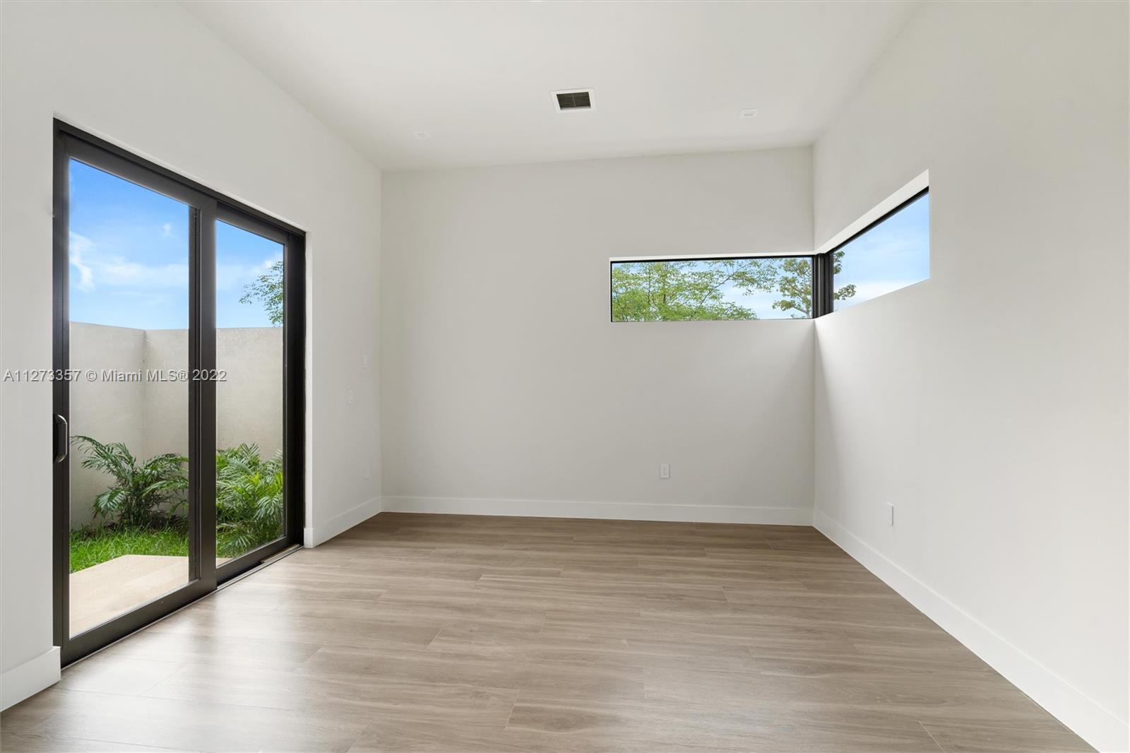 LANDMARK AT STERLING RANC - Residential