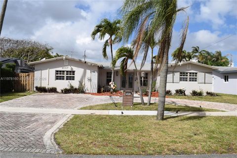 5317 Van Buren St Hollywood FL 33021