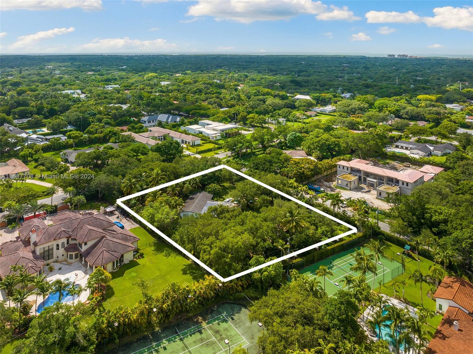 OAKRIDGE ESTATES REV - Land