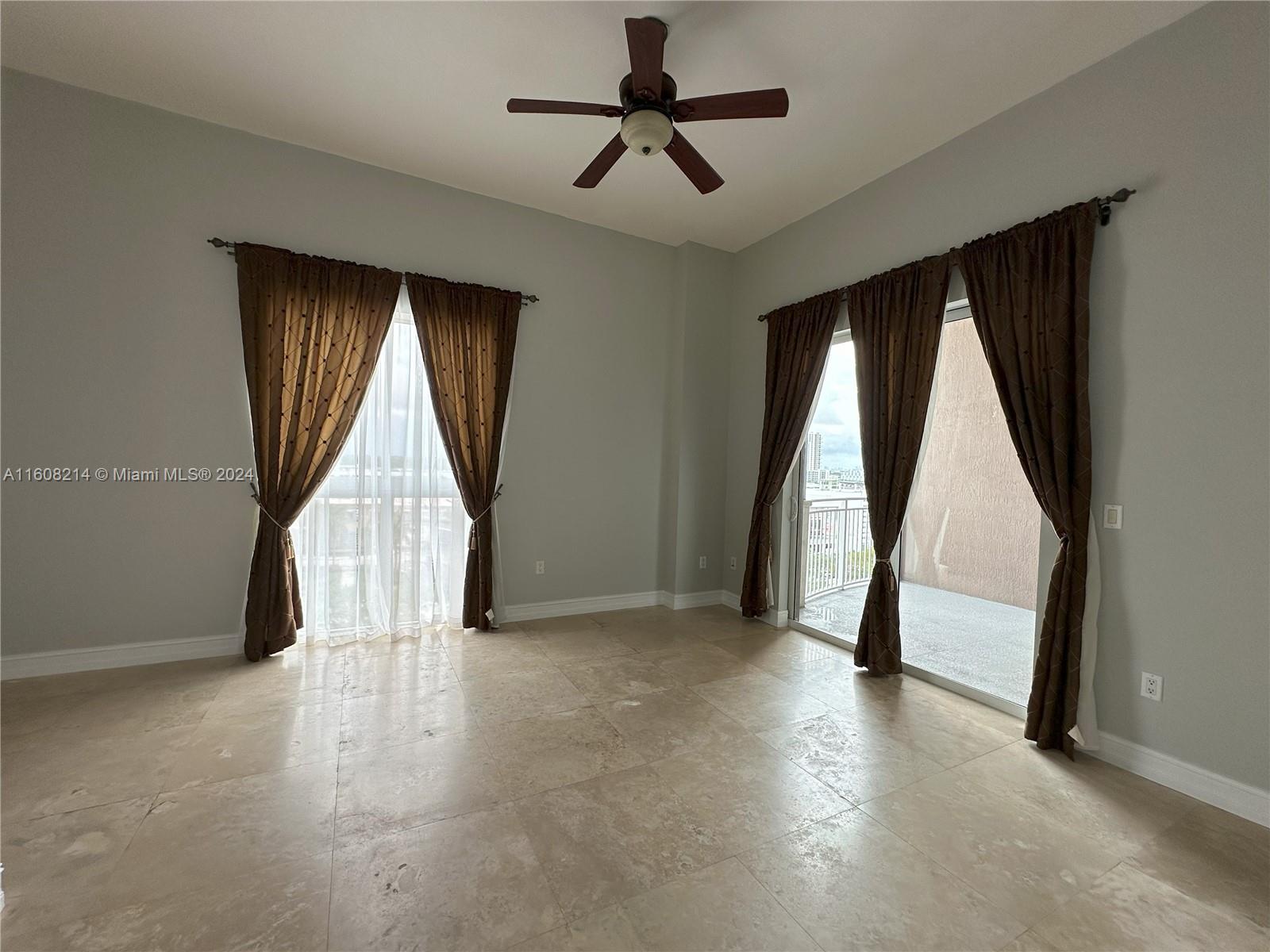 DOWNTOWN DADELAND CONDO N - Residential Lease