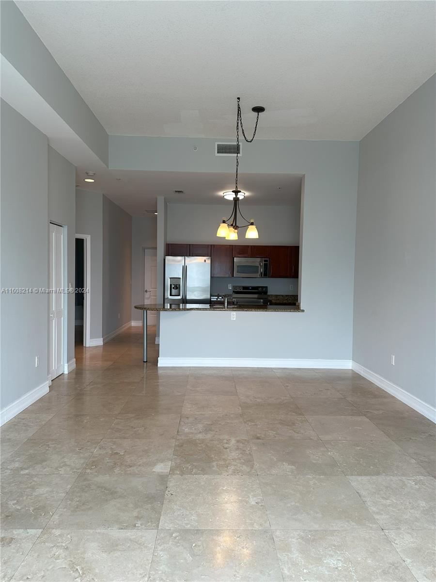 DOWNTOWN DADELAND CONDO N - Residential Lease