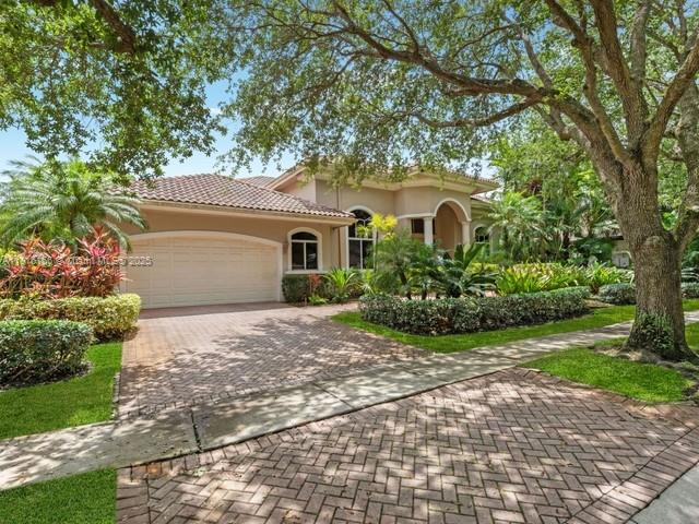 5640 Oakview Ter, Hollywood, Broward County, Florida - 3 Bedrooms  
4 Bathrooms - 