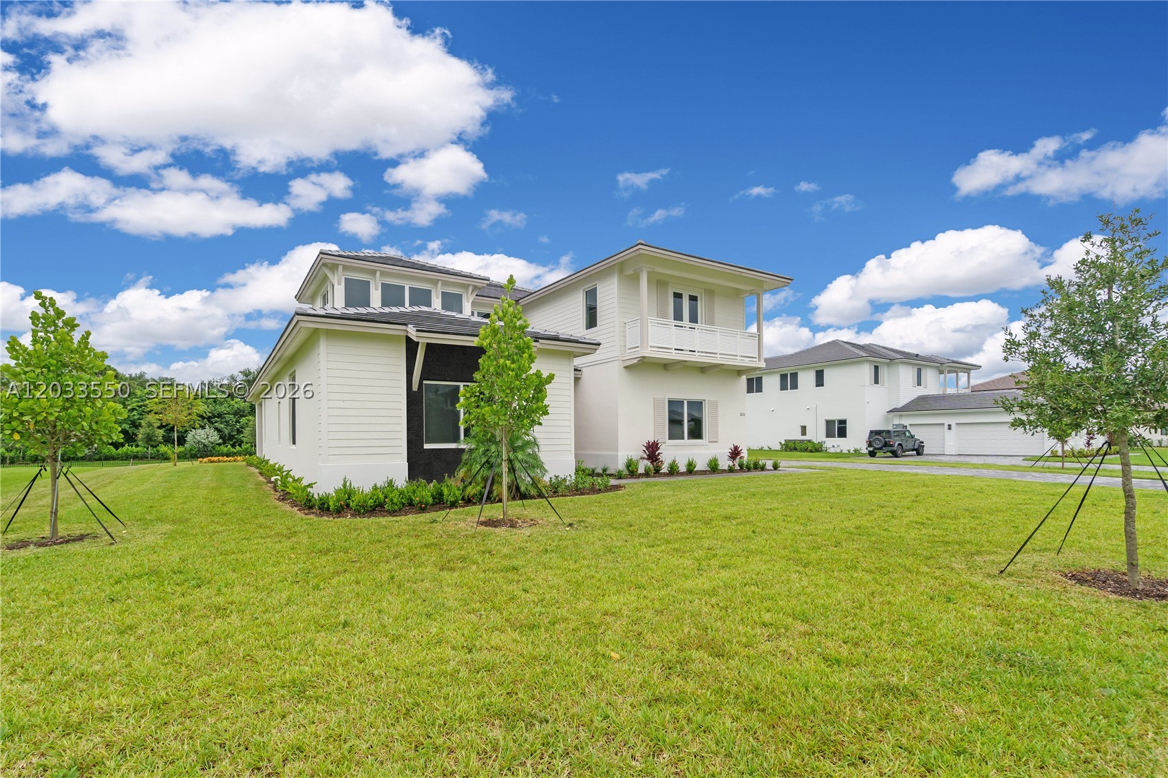 2210 SW 122nd Ter