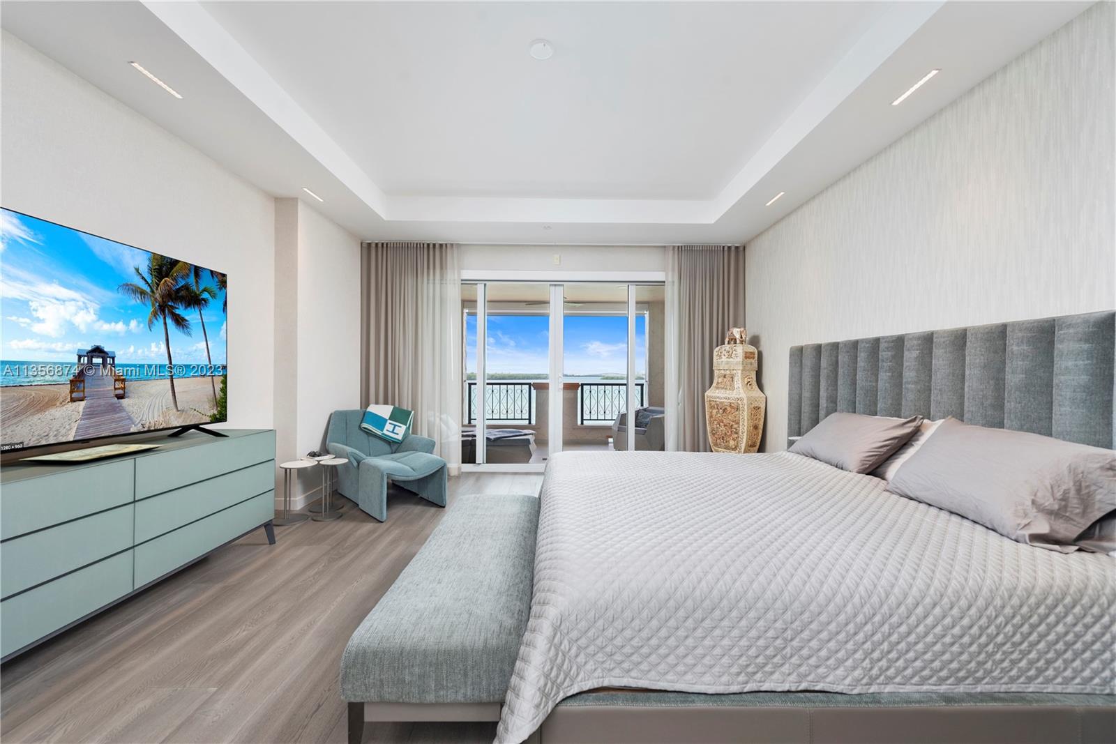 5100 BAYVIEW AT FISHER IS - Residential