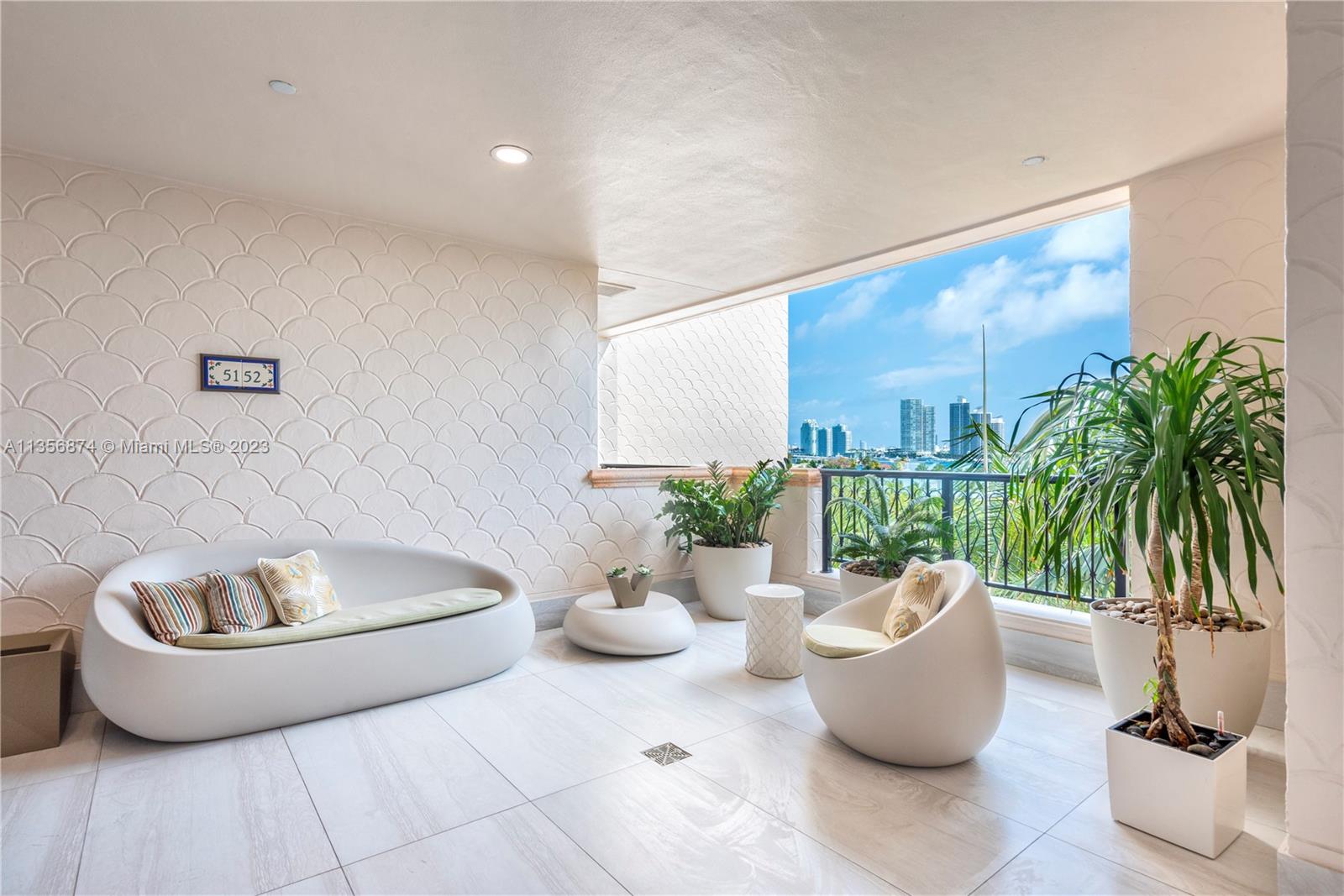 5100 BAYVIEW AT FISHER IS - Residential