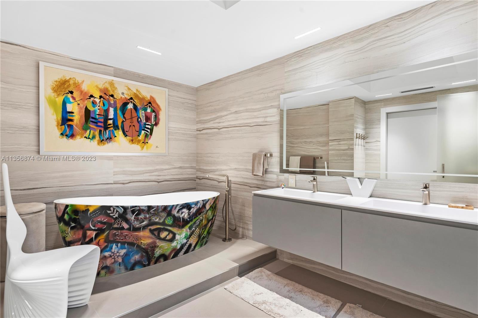 5100 BAYVIEW AT FISHER IS - Residential