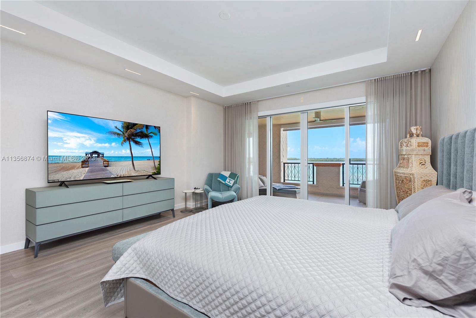 5100 BAYVIEW AT FISHER IS - Residential