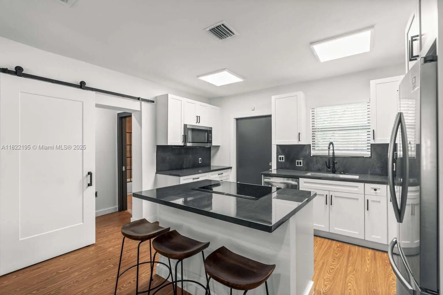 1121 NW 57th St
