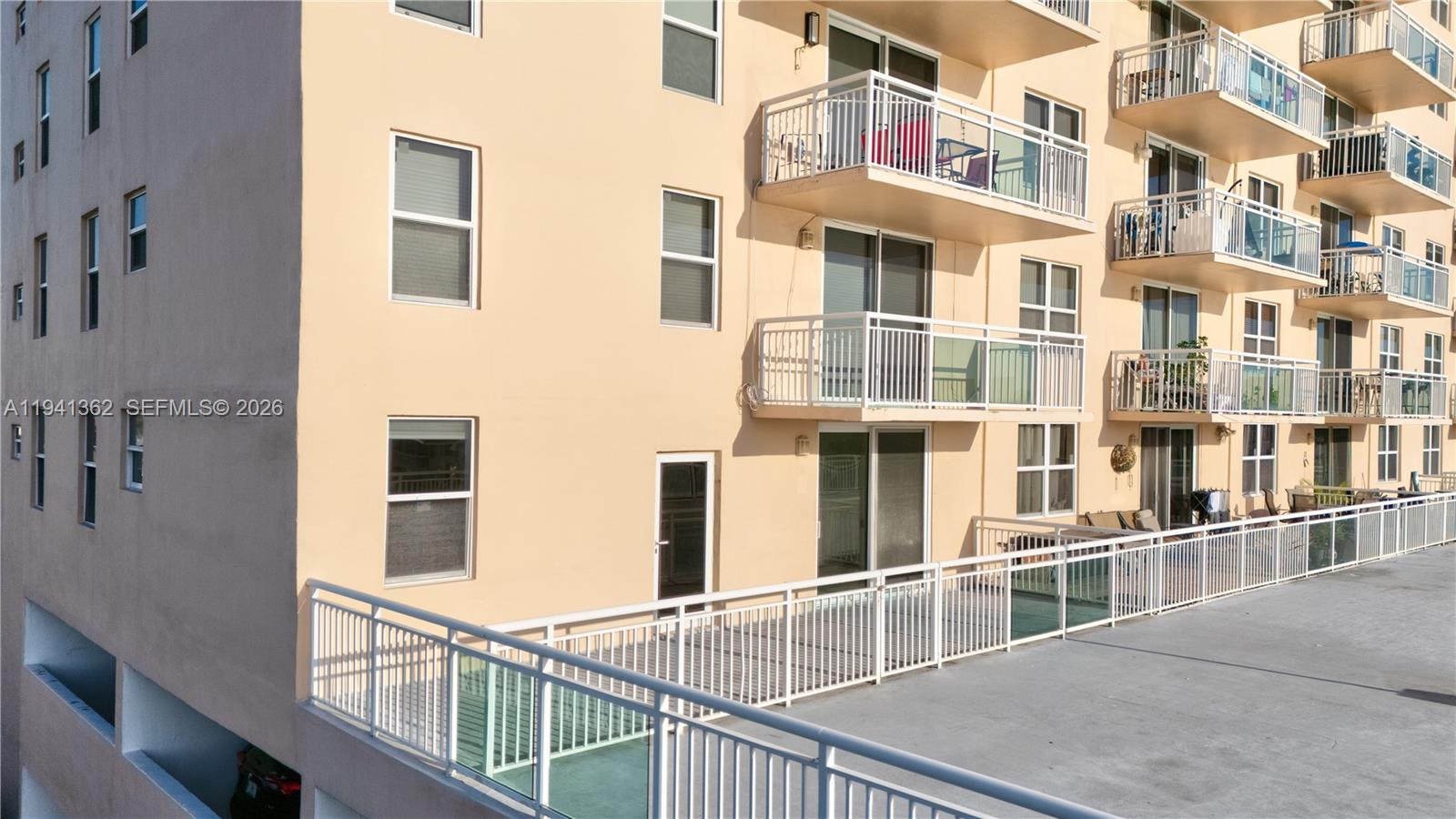 GOLDEN HORN CONDO - Residential