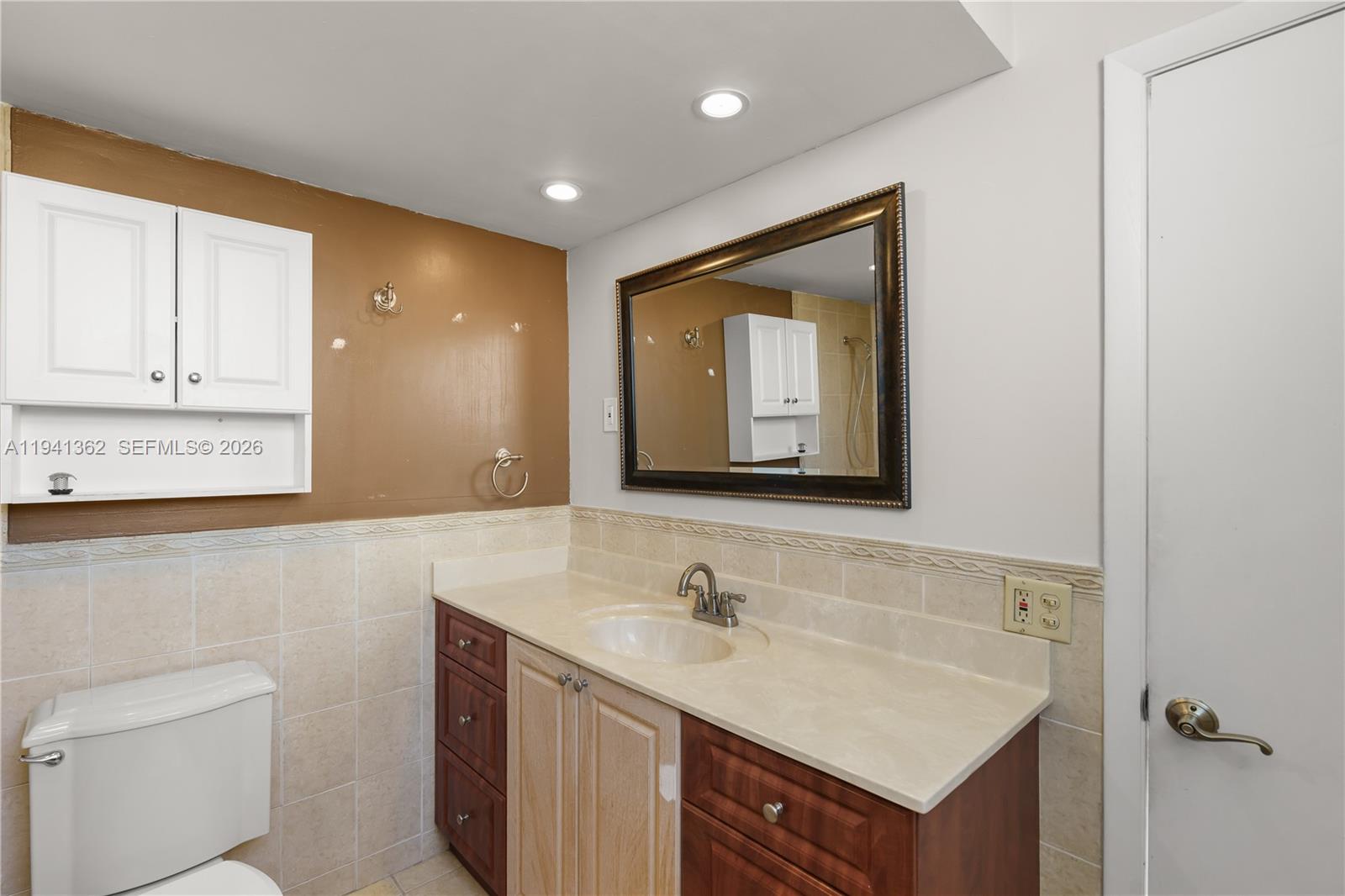 GOLDEN HORN CONDO - Residential