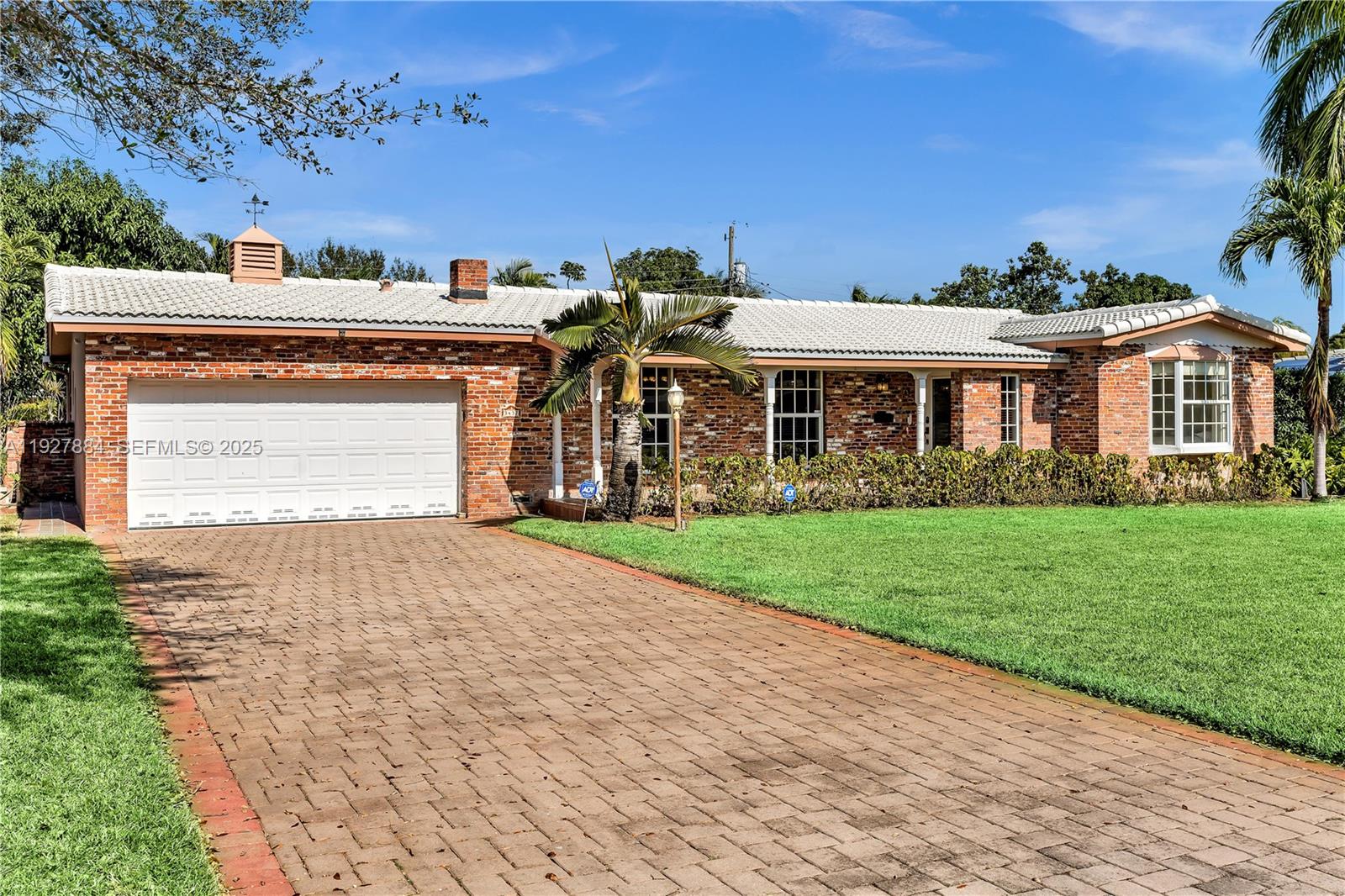 MEEKINS HILLS - Residential