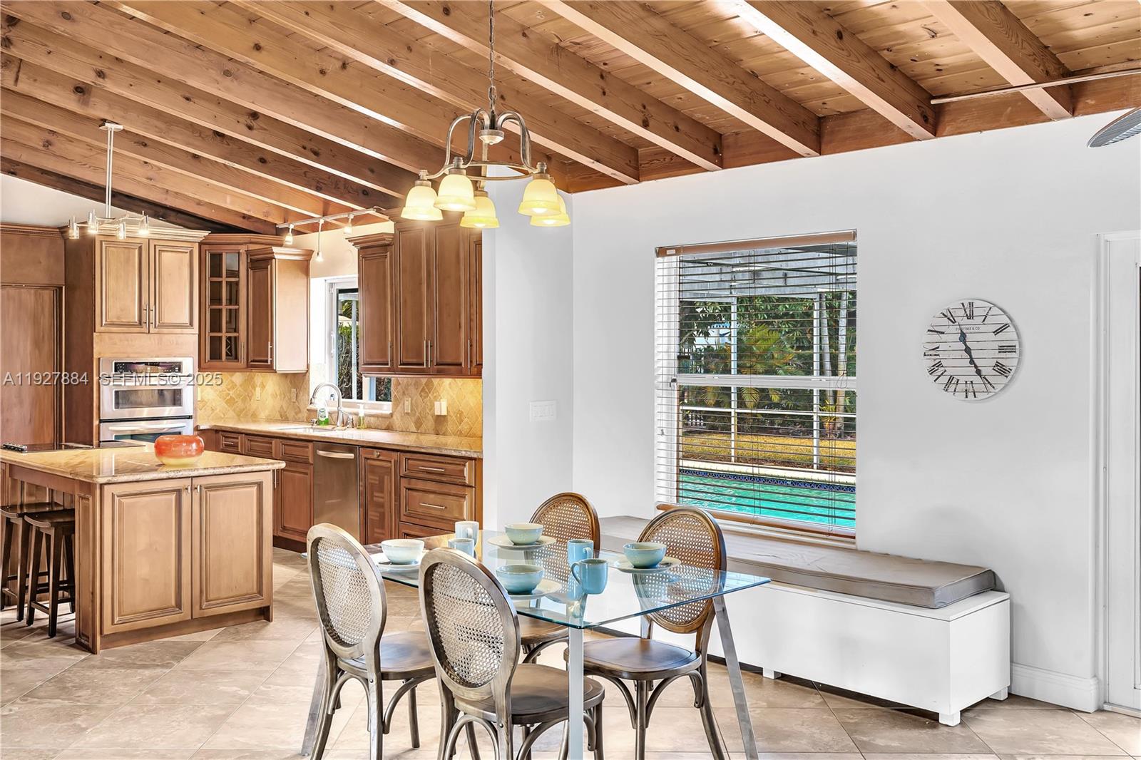 MEEKINS HILLS - Residential