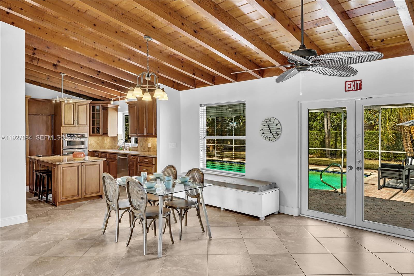 MEEKINS HILLS - Residential