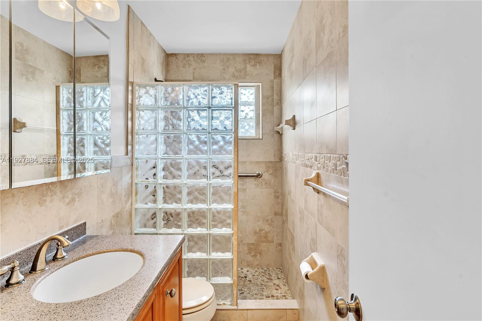 MEEKINS HILLS - Residential