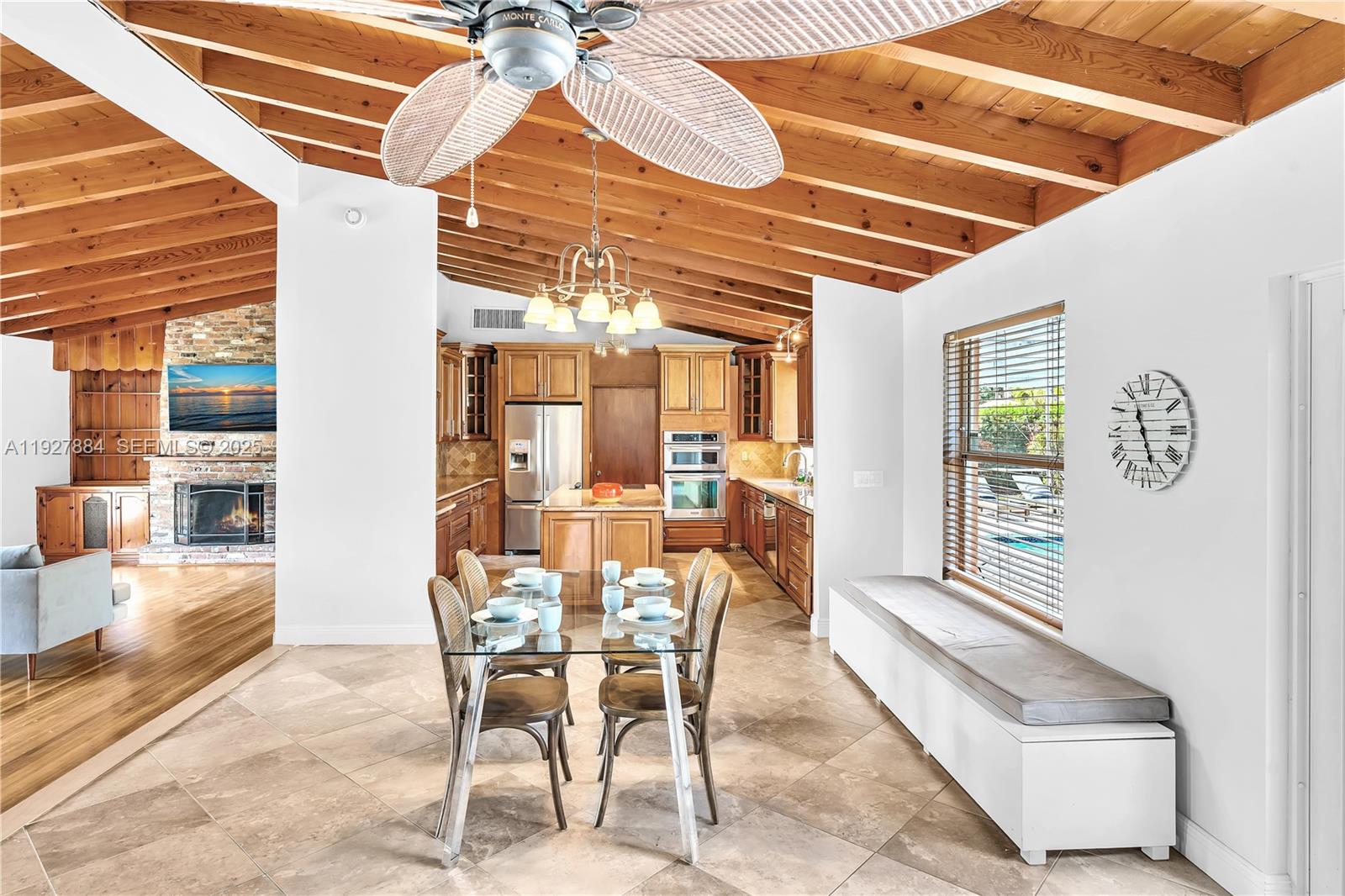 MEEKINS HILLS - Residential