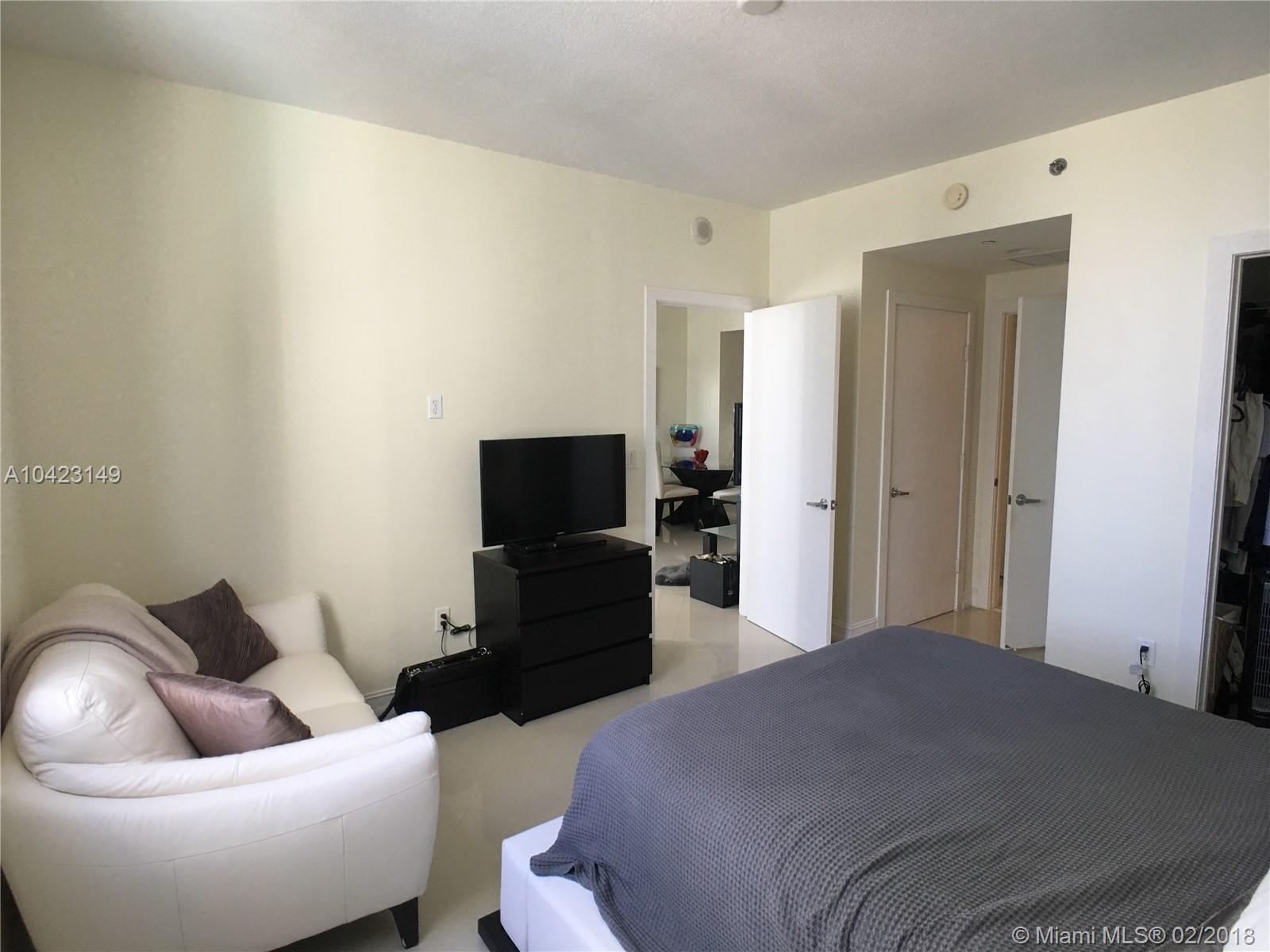 1060 Condo - Residential