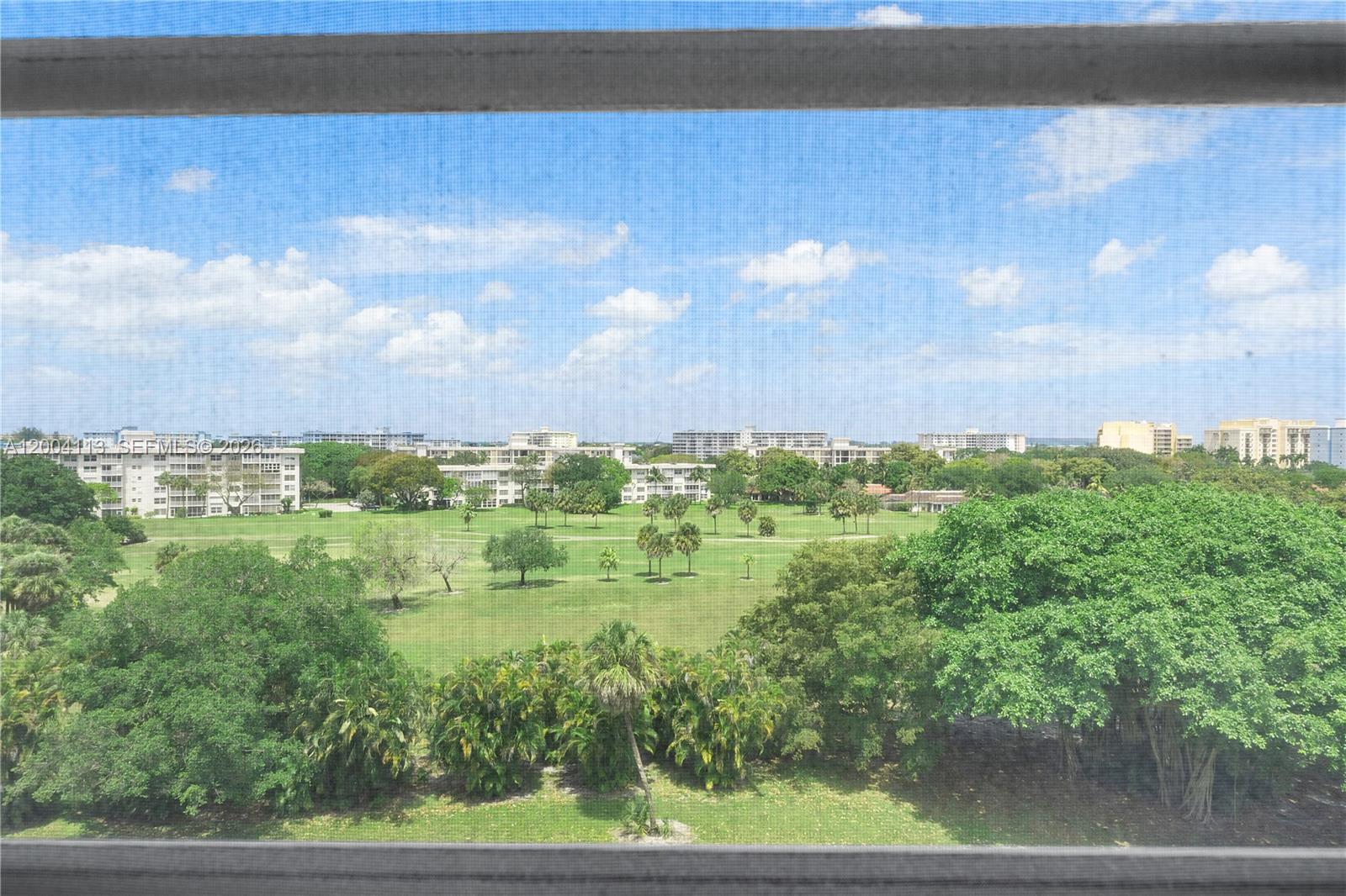 NO 21 PALM-AIRE COUNTRY C - Residential