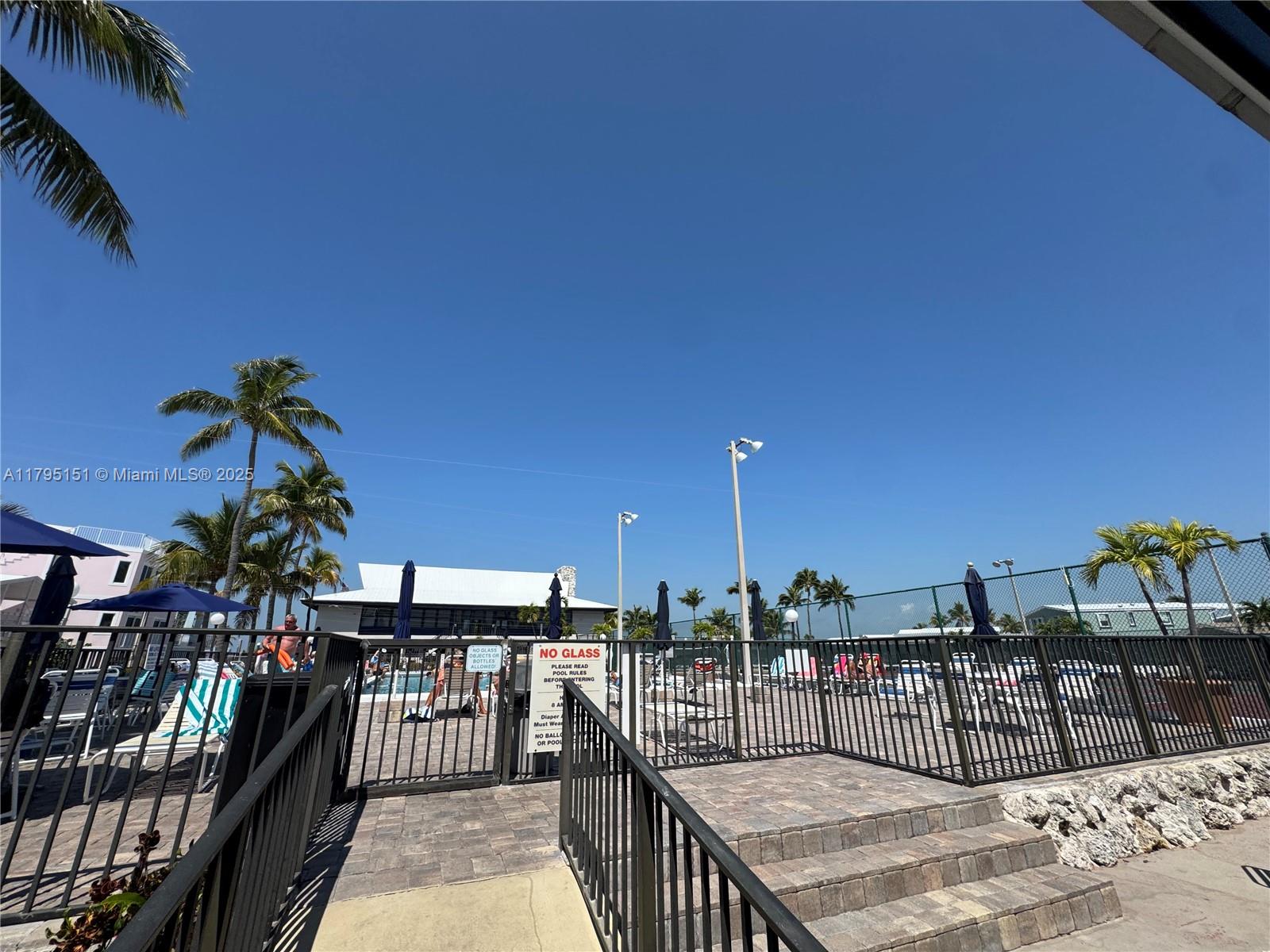 LONG KEY PROJ PROP LINE S - Residential