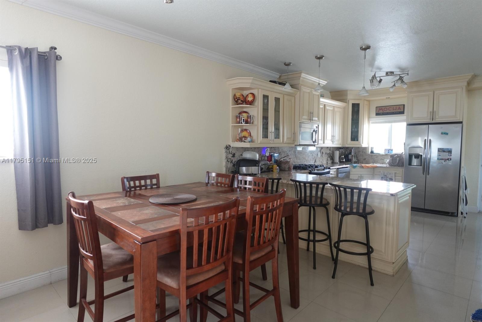 LONG KEY PROJ PROP LINE S - Residential