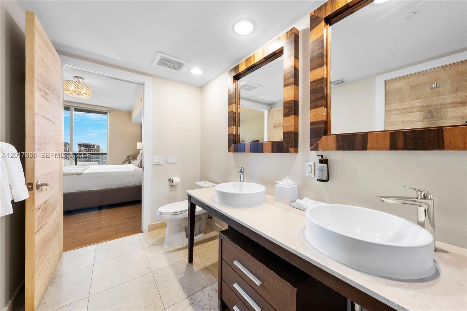 ICON BRICKELL CONDO NO 3 - Residential