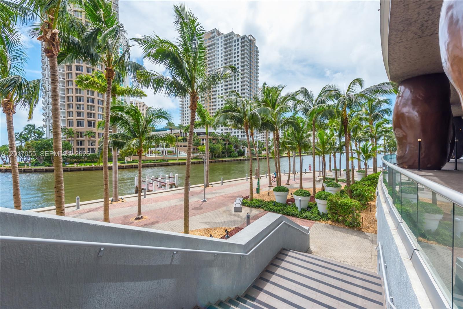 ICON BRICKELL CONDO NO 3 - Residential