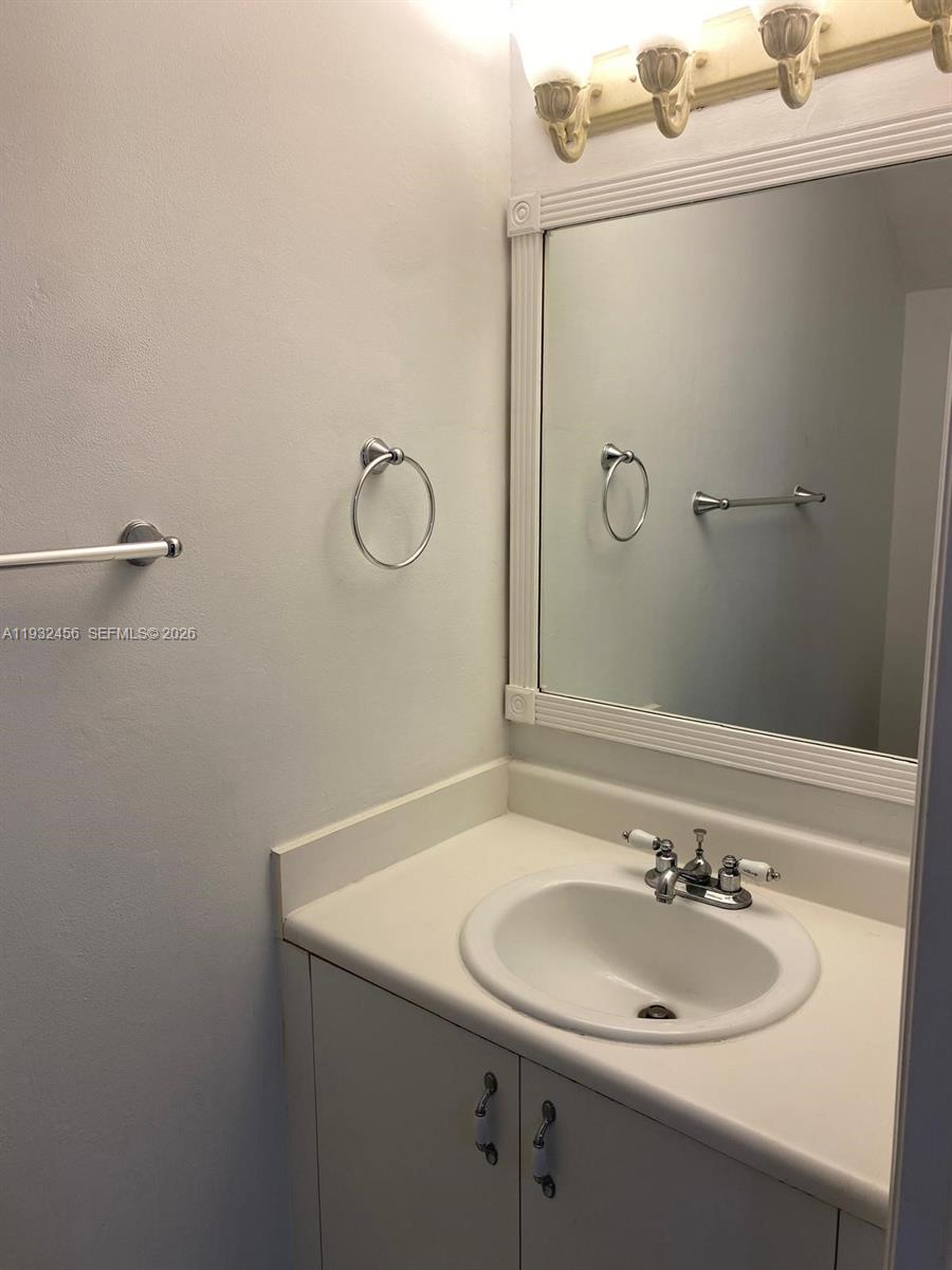 SECTORS 3 & 4 BOUNDARY PL - Residential