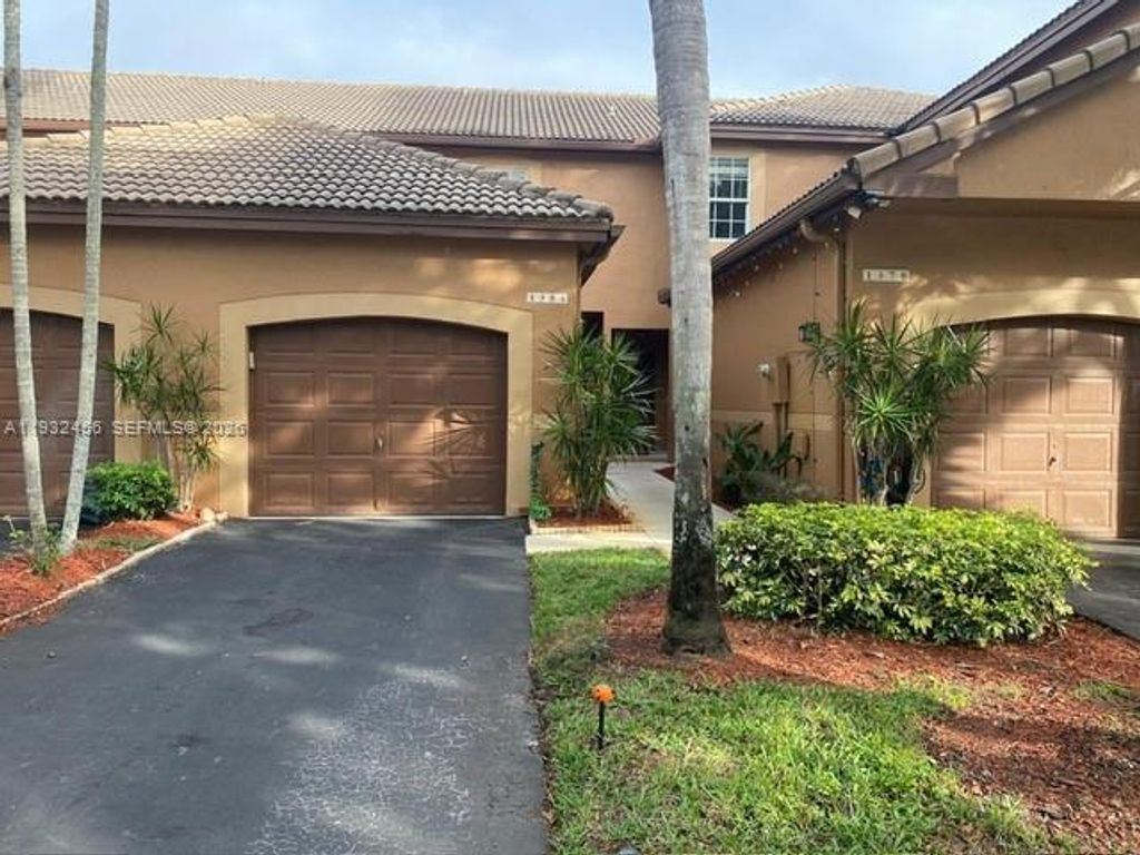 Photo of 1384 Veracruz Ln #4-7, Weston, FL 33327 (MLS # A11932456)
