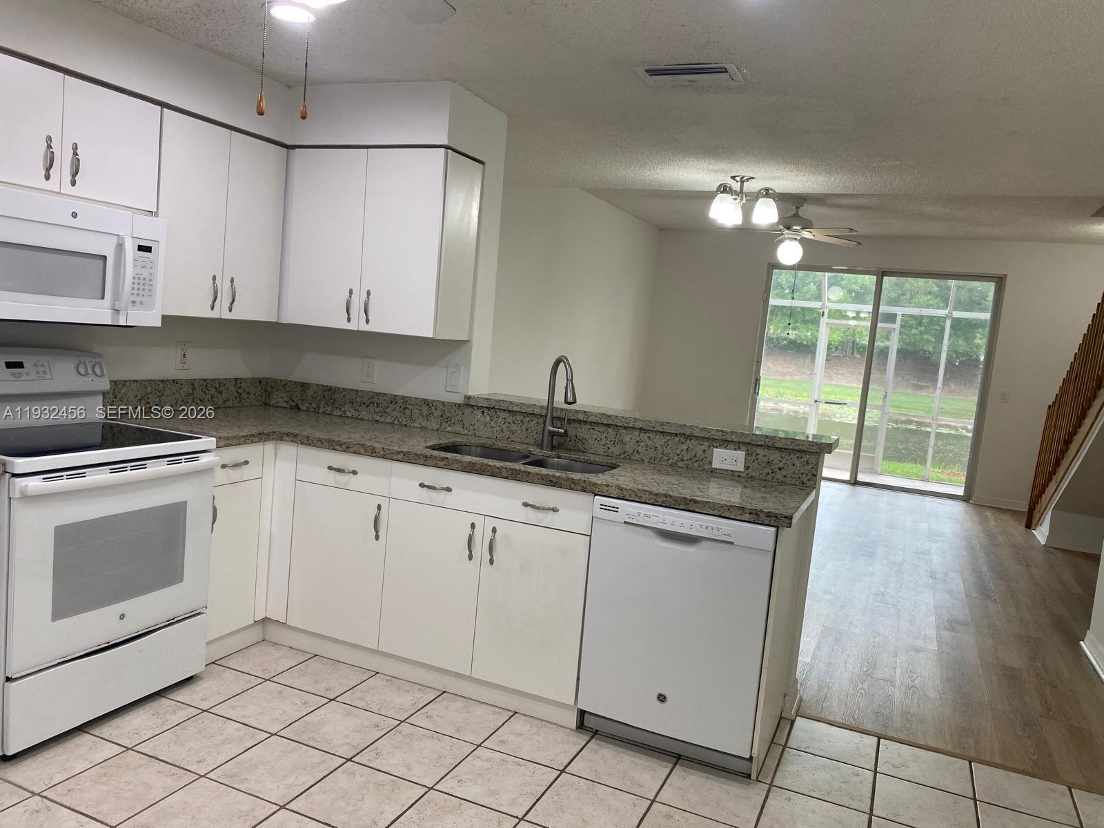 SECTORS 3 & 4 BOUNDARY PL - Residential